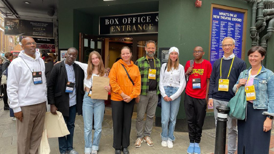 Die Birklehof-Delegation mit Schülern der Starehe Boys School in Nairobi. In der Mitte: Oliver Bieber.