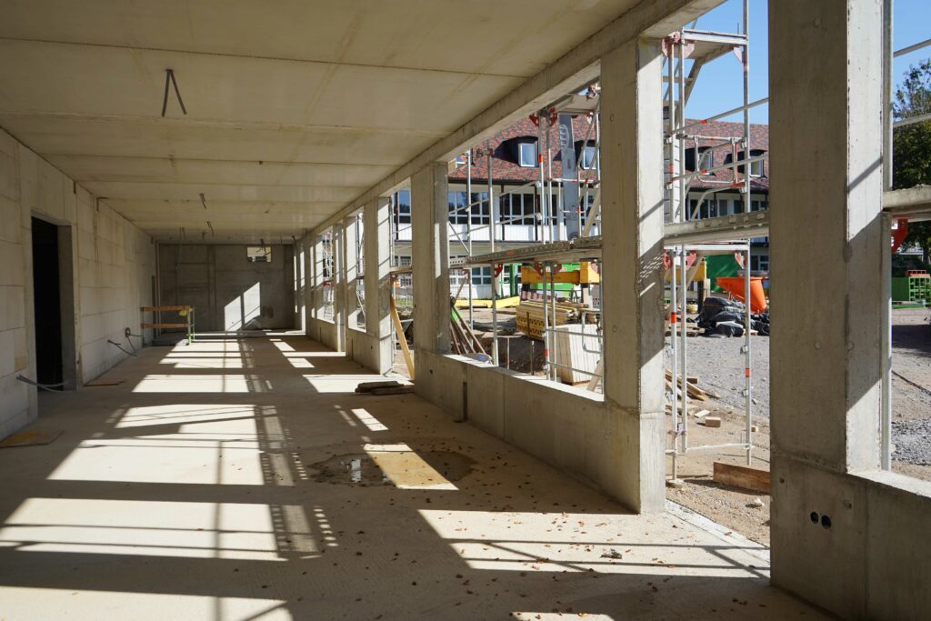 Rohbau September 2023: Untergeschoss mit zukünftigen Lernräumen